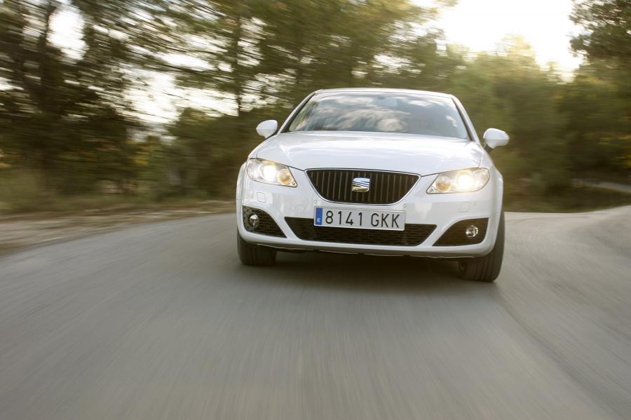  Seat Exeo 2009 года  (фото 150 из 180)